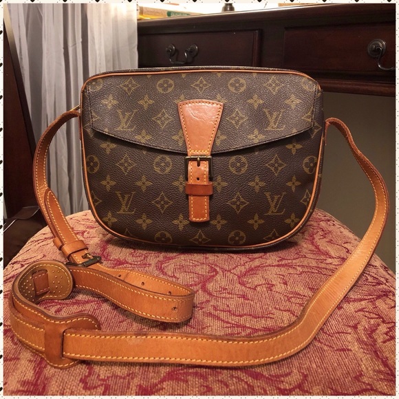 Louis Vuitton Handbags - Authentic Louis Vuitton Jeune Fille MM